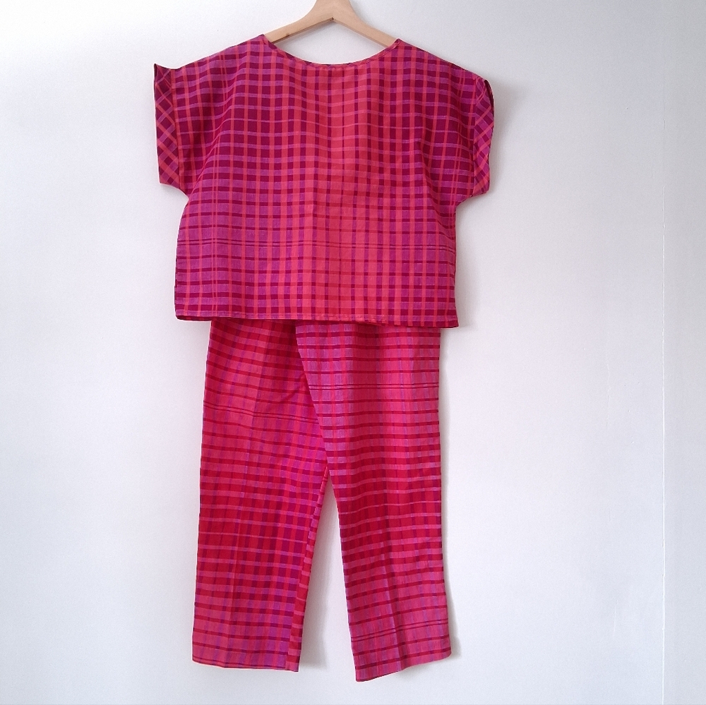 Matching Set Lounge Crop Top And Pants Women's Size Large pink & purple plaid